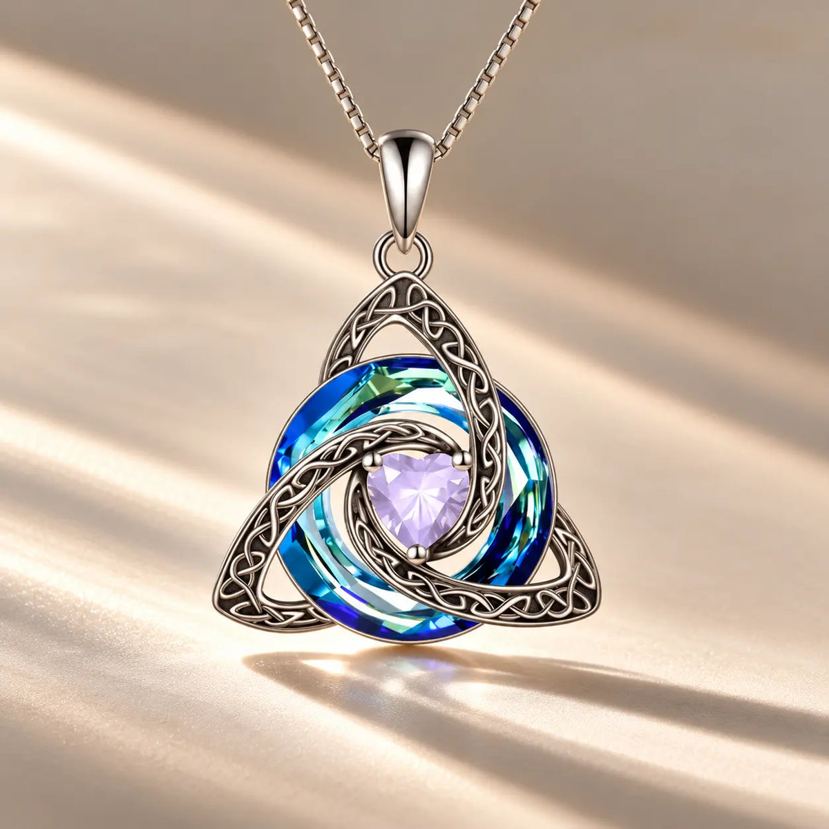 Collar Nudo de Bruja con Piedra de Nacimiento