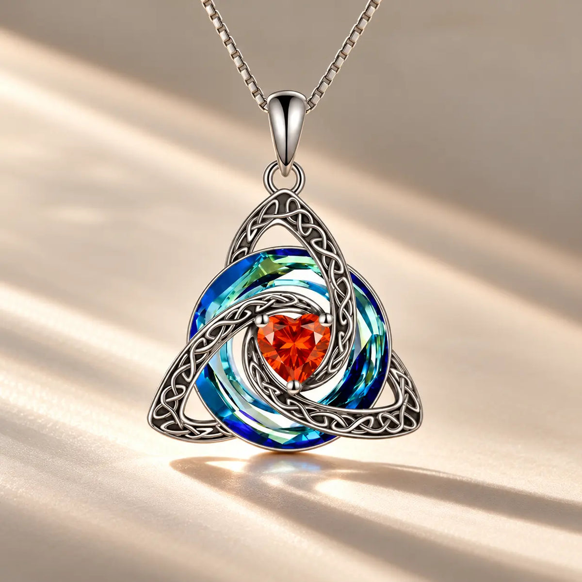 Collar Nudo de Bruja con Piedra de Nacimiento